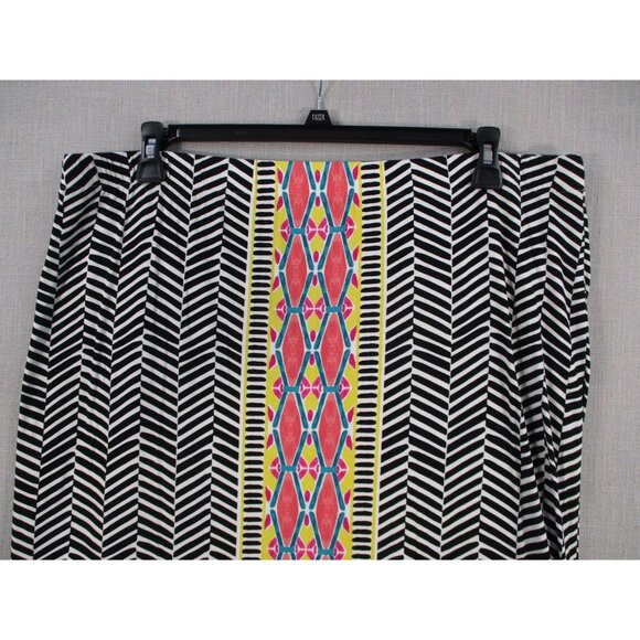 Black & Multicolor Geometric Maxi Skirt XL Made In Cambodia - Picture 3 of 8